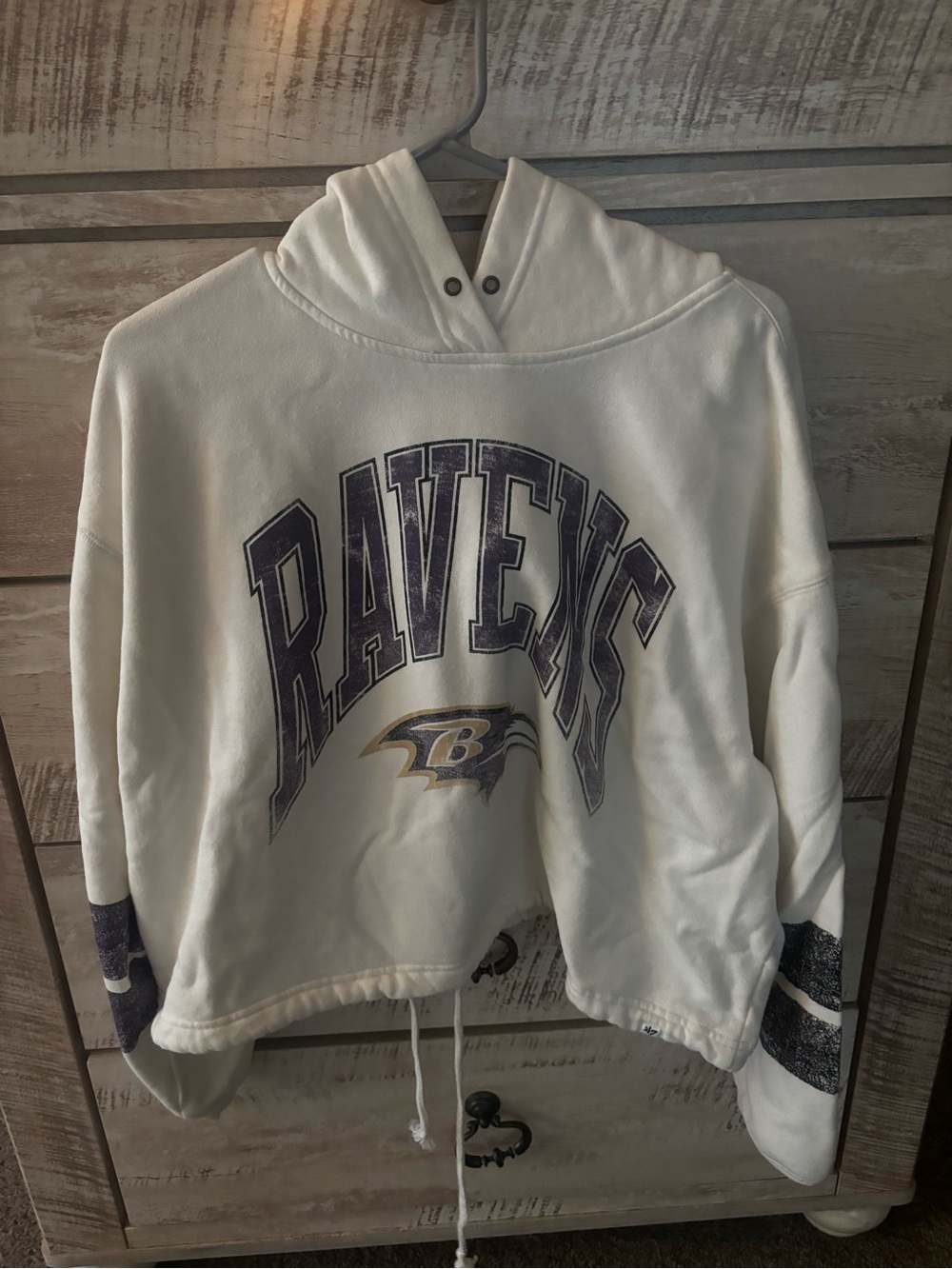 47 White Baltimore Ravens Cropped Hoodie with Purple Logo